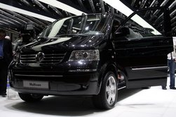 Außen Schwarz, innen Leder